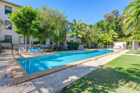 Baden 42 - Rainbow Shores, Ground Floor Unit, Air Conditioned, Overlooking Outdoor Spa - Accommodation Nelson Bay 0