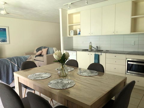 Baden 42 - Rainbow Shores, Ground Floor Unit, Air Conditioned, Overlooking Outdoor Spa - Accommodation Nelson Bay 3