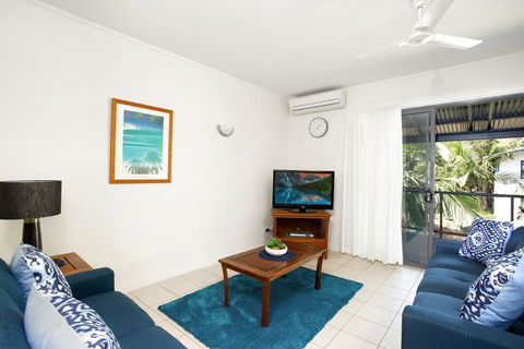 Baden 51 - Rainbow Shores, Air Conditioned, Walk To Beach, Swimming Pools - Accommodation Nelson Bay 2