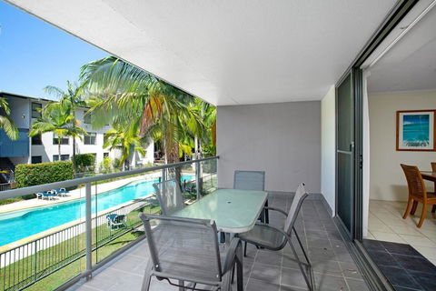 Baden 77 - Rainbow Shores, Pools, Outdoor Spa, Walk To Beach - Accommodation Nelson Bay 0