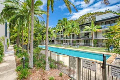 Baden 77 - Rainbow Shores, Pools, Outdoor Spa, Walk To Beach - Accommodation Nelson Bay 2