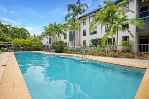 Baden 77 - Rainbow Shores, Pools, Outdoor Spa, Walk To Beach - Accommodation Nelson Bay 1