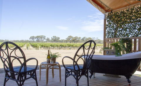Balgownie Estate Winery Retreat & Restaurant - Accommodation Nelson Bay 1