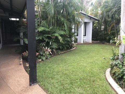 Bali Inspired Hideaway With Tropical Villa & Plunge Pool - Accommodation Nelson Bay 1