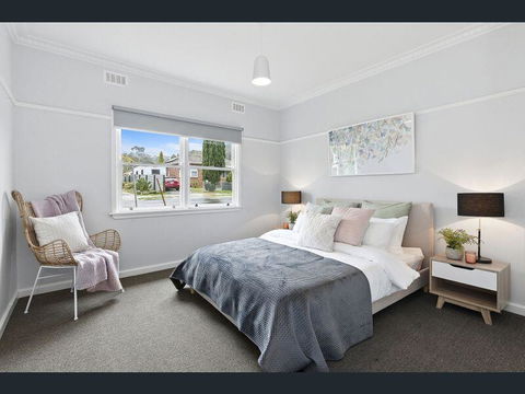 BALLARAT CLOSE 2 CBD + HOSPITAL+3BR HOME+NETFLIX + WiFi + Gift - Accommodation Nelson Bay 2