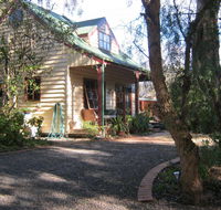 Ballarat cottages incorporating yarrowee cottage and Admirals cottage - Accommodation Nelson Bay