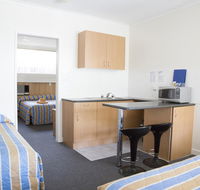 Bamboo Motor Inn - Accommodation Nelson Bay