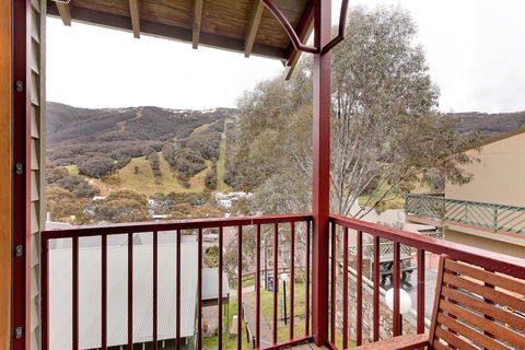 Banjo Apartments - Accommodation Nelson Bay 3