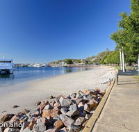 Banyan' 14 Montevideo Parade - spacious three bedroom pet friendly property with air con - Accommodation Nelson Bay