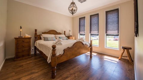 Barossa Family Holiday Home - Accommodation Nelson Bay 0