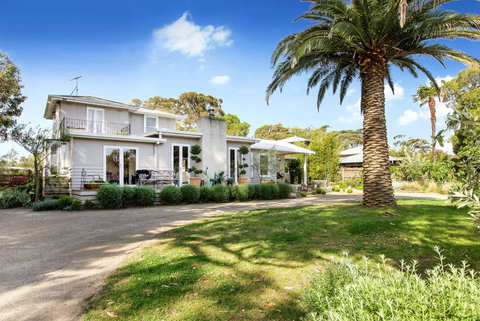 BARRIMA - SOMERS BEACH - Nelson Bay Accommodation.com 0