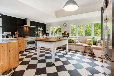 BARRIMA - SOMERS BEACH - Nelson Bay Accommodation.com 3