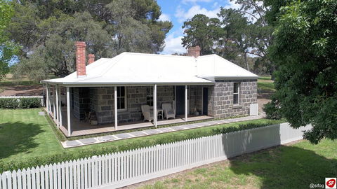 Barunah Plains - The Cottage - Accommodation Nelson Bay 0