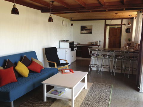 Base BnB - Accommodation Nelson Bay 0