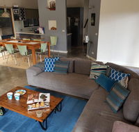 Bay Breeze Holiday Home - Accommodation Nelson Bay
