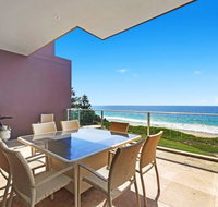 Beach and Ocean Front Penthouse with Wifi and Parking - Accommodation Nelson Bay