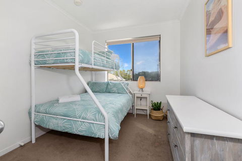 BEACH BLISS LUXURIOUS APARTMENT With POOL - Accommodation Nelson Bay 2