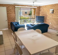 Beach Chalet 3 - Accommodation Nelson Bay
