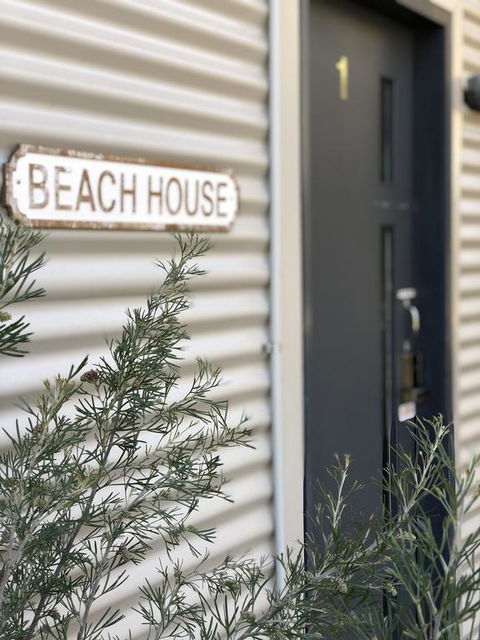 Beach Holiday Apartments - Accommodation Nelson Bay 3