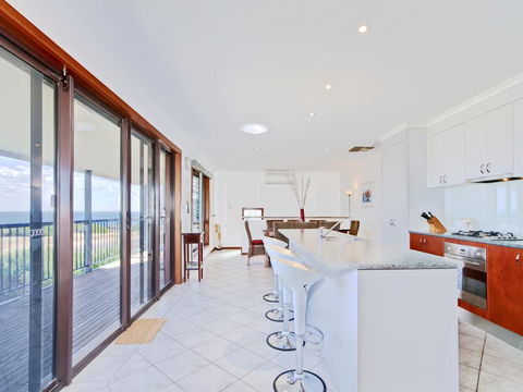 Beach House At Moana - Accommodation Nelson Bay 3