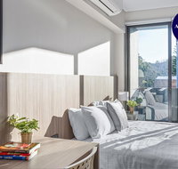 BEACH LOCATION STUDIO // CLOVELLY 4 - Accommodation Nelson Bay
