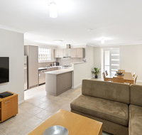 Beach Resort Chalet - Accommodation Nelson Bay