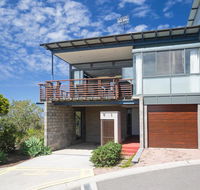 Beach View At One Mile' 8/26 One Mile Close - infinity complex pool  WIFI - Accommodation Nelson Bay