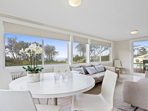 Beachbreak - Fall Asleep To The Sound Of The Ocean - Accommodation Nelson Bay 0