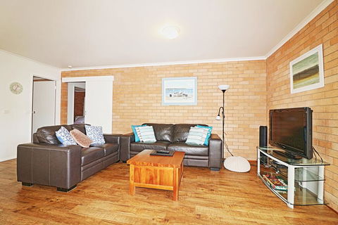Beachcomber - Pet Friendly - Accommodation Nelson Bay 1