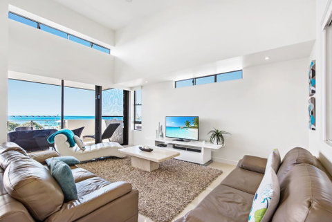Beaches On Maroochy 1 Beach Parade - Accommodation Nelson Bay 0