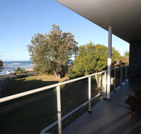 BEACHFRONT 3- 3/12 Bundella Ave LC - Accommodation Nelson Bay