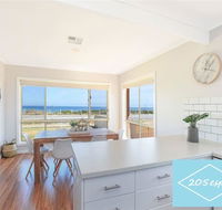 Beachfront Living - Accommodation Nelson Bay
