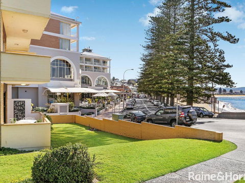 Beachfront Terrigal - 4/24 Terrigal Espl - Accommodation Nelson Bay 0