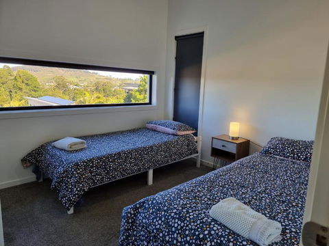 RESIDENTIAL 4 BEDROOM House - Accommodation Nelson Bay 3