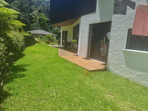 RESIDENTIAL 4 BEDROOM House - Accommodation Nelson Bay 2