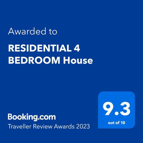 RESIDENTIAL 4 BEDROOM House - Accommodation Nelson Bay 1