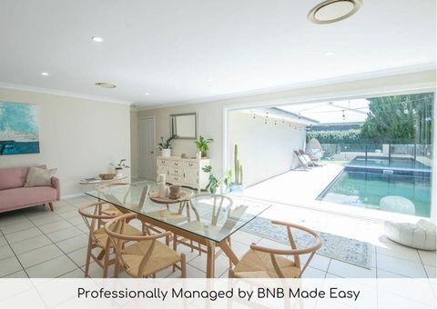 Regand Retreat - Luxurious Family Home, Pool - Accommodation Nelson Bay 0