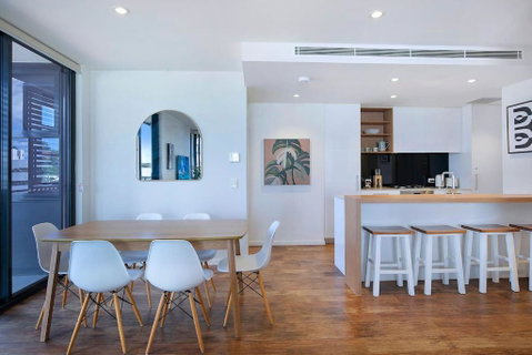 Regatta Hideaway - A Breezy Balcony Residence - Accommodation Nelson Bay 2