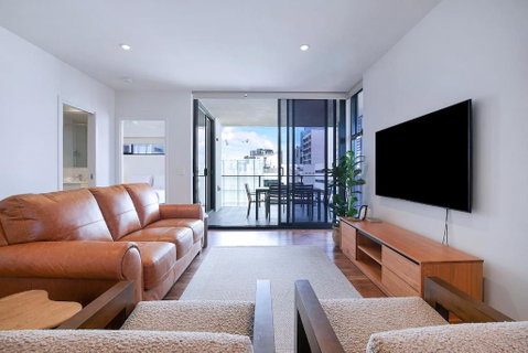 Regatta Hideaway - A Breezy Balcony Residence - Accommodation Nelson Bay 0