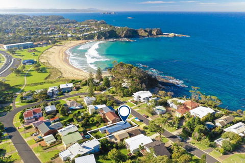 Relax And Reconnect At MaluaBay - Nelson Bay Accommodation.com 0