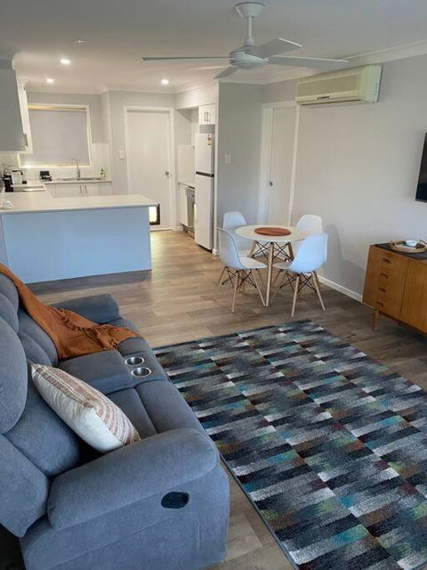 Relax On Ross - Accommodation Nelson Bay 3