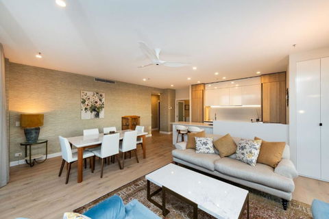 Renai 27 - 2 Bedroom Apt In Manuka - Accommodation Nelson Bay 0
