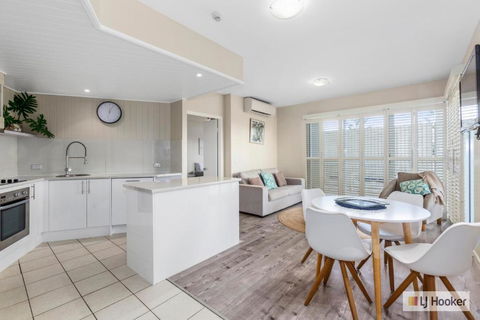 RESORT ON THE BEACH 1219/20 - Accommodation Nelson Bay 2