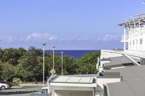 RESORT ON THE BEACH 1219/20 - Accommodation Nelson Bay 3