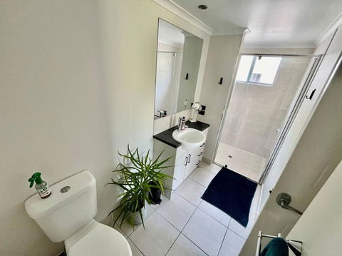 Resort Style Holiday Unit - Accommodation Nelson Bay 2