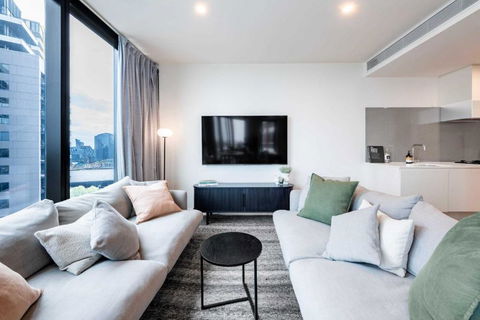 Resort Style Living 2 Bed Apt With Pool BBQ - Accommodation Nelson Bay 0