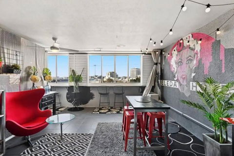 Retro Chic Vibes, Tropical Pool & Prime Location - Accommodation Nelson Bay 0