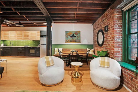 Retro Meets Industrial At Heritage Bond Store - Accommodation Nelson Bay 1
