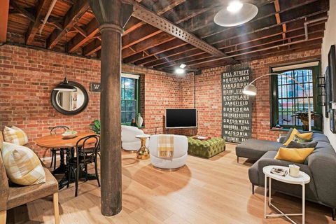 Retro Meets Industrial At Heritage Bond Store - Accommodation Nelson Bay 0