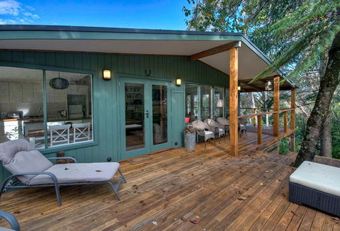 Ribbon Gum Lodge - Nelson Bay Accommodation.com 2